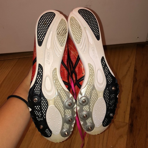 🏃🏻‍♀️ASICS Track Spikes🏃🏻‍♀️ - Picture 3 of 4